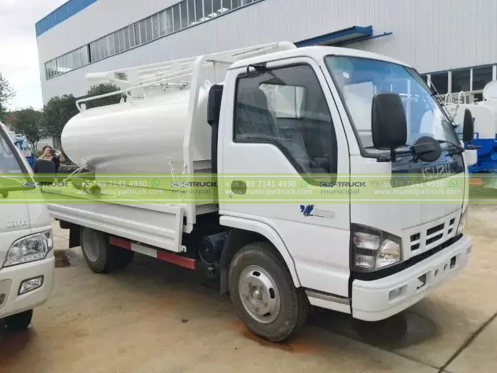 ISUZU 5,000L Septic Vacuum Truck ISUZU 5,000L Septic Vacuum Truck