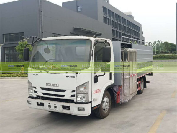 ISUZU 5CBM Fence Cleaning Truck Head