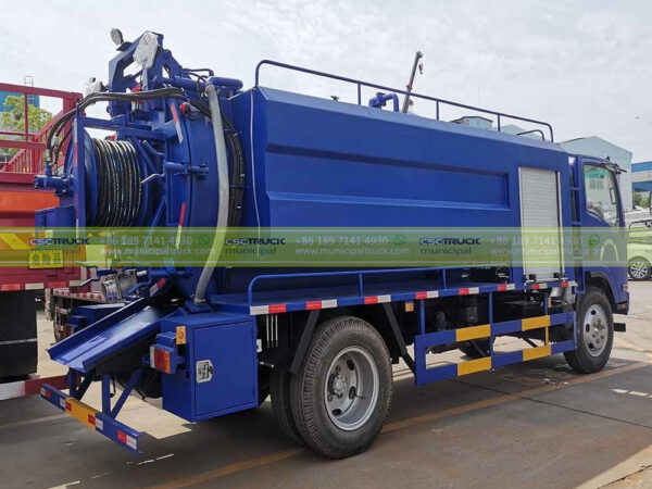 ISUZU 6,000L High Pressure Water Jetting Truck Side