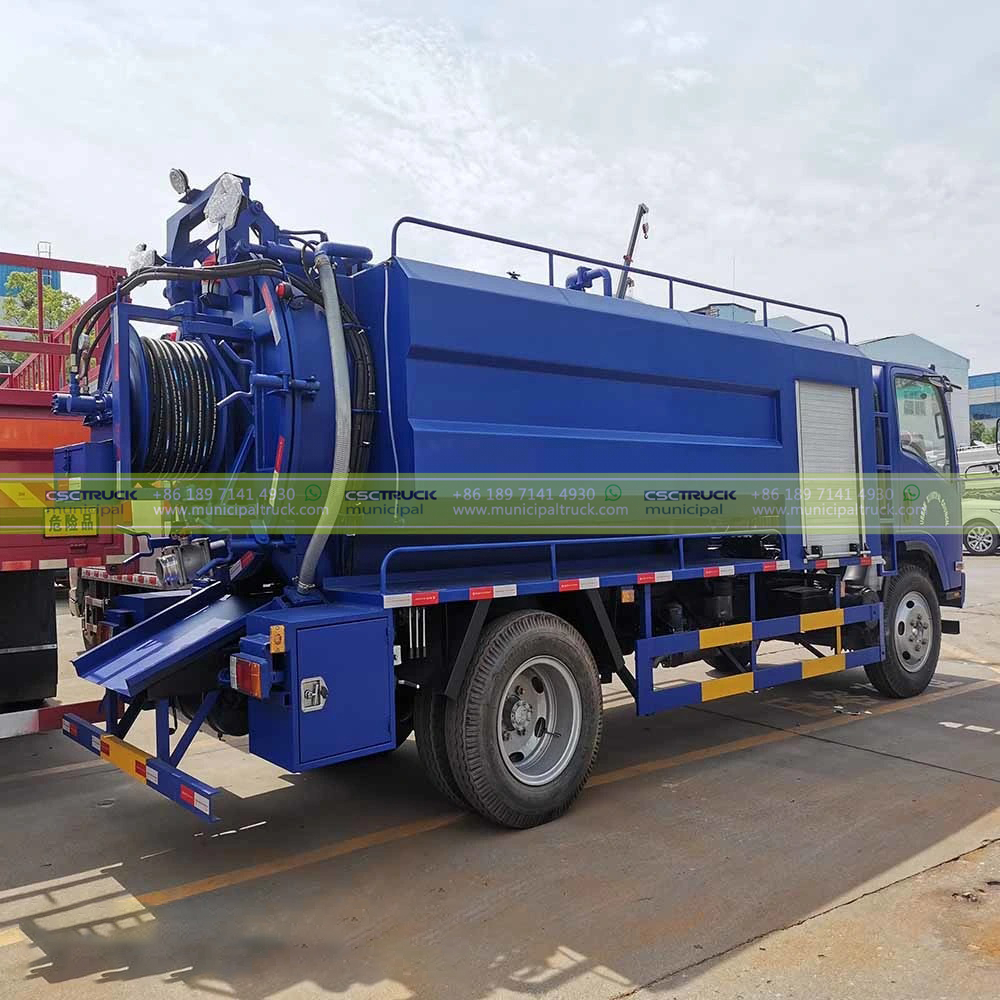 ISUZU 6,000L High Pressure Water Jetting Truck Side ISUZU 6,000L High Pressure Water Jetting Truck Side