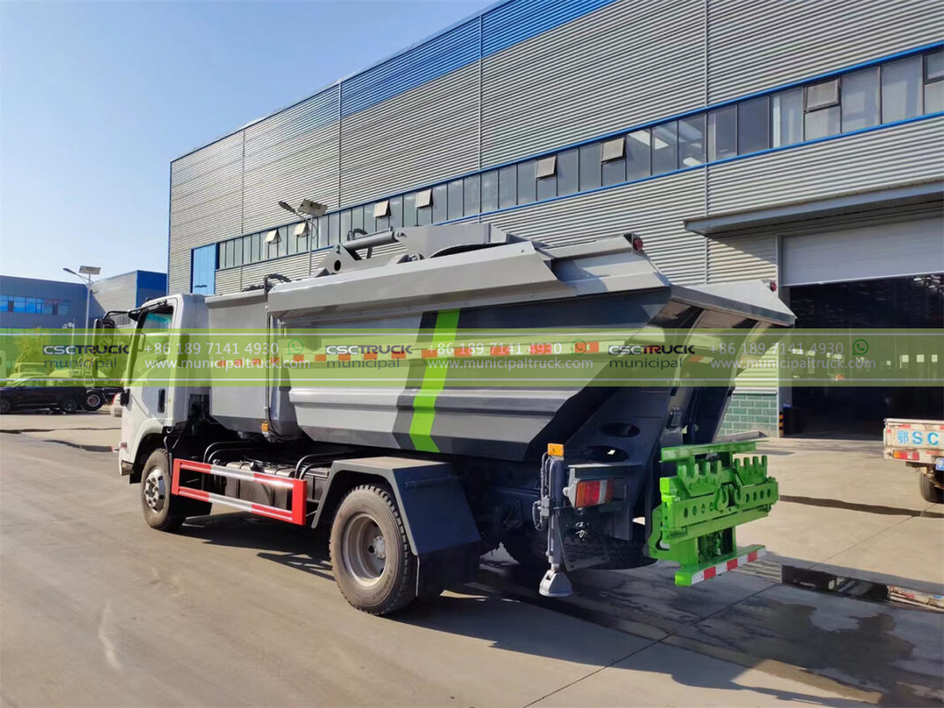 ISUZU 6CBM Self Loading Garbage Dump Truck Side