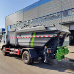 ISUZU 6CBM Self Loading Garbage Dump Truck Side