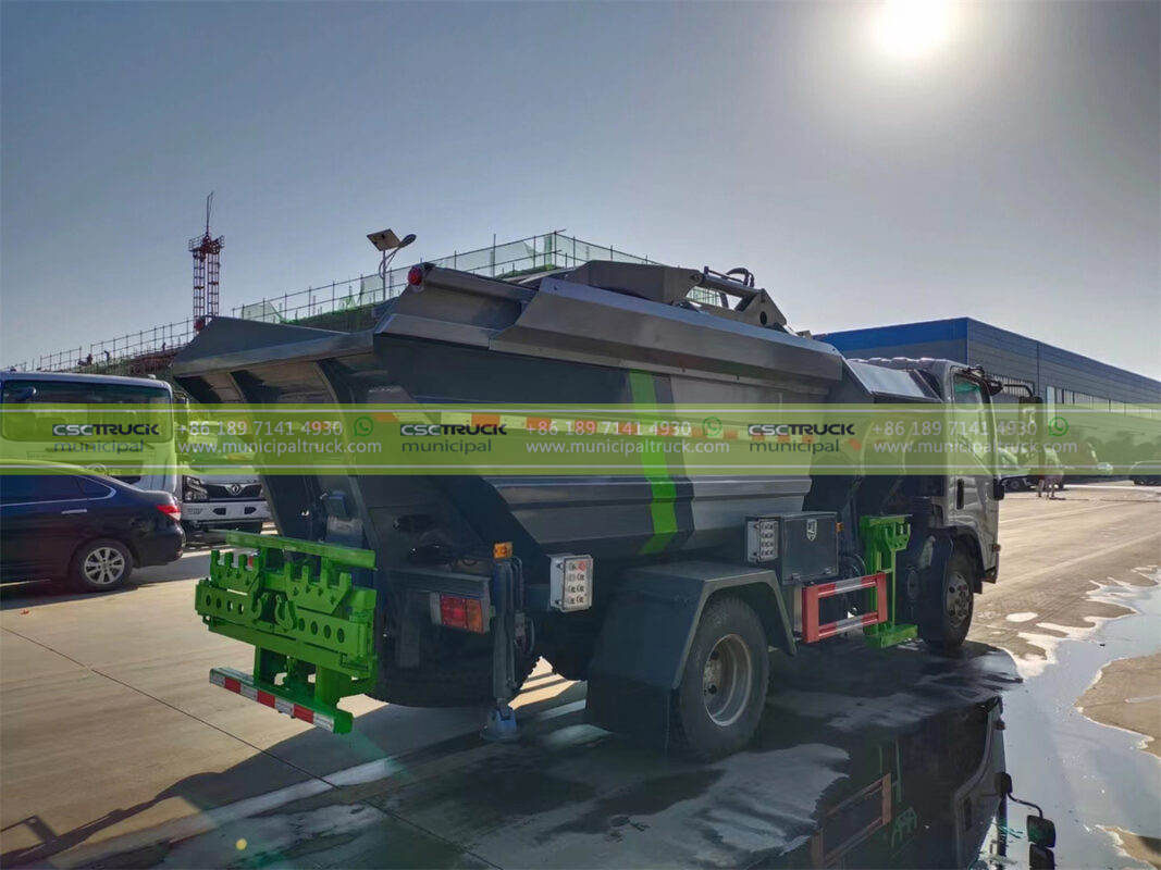 ISUZU 6CBM Self Loading Garbage Dump Truck Side Back