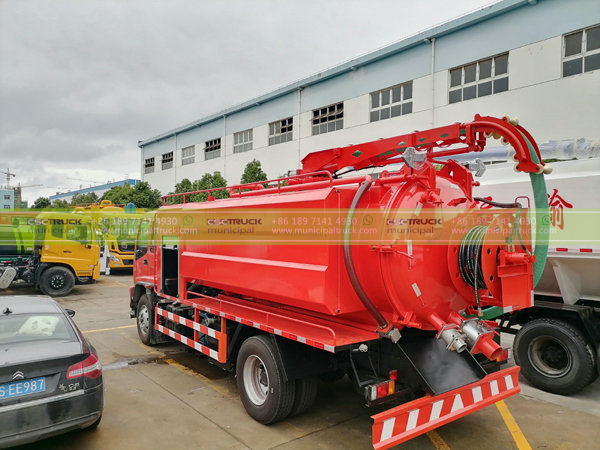 ISUZU 8,000L Combined Sewer Flushing Truck Left Back