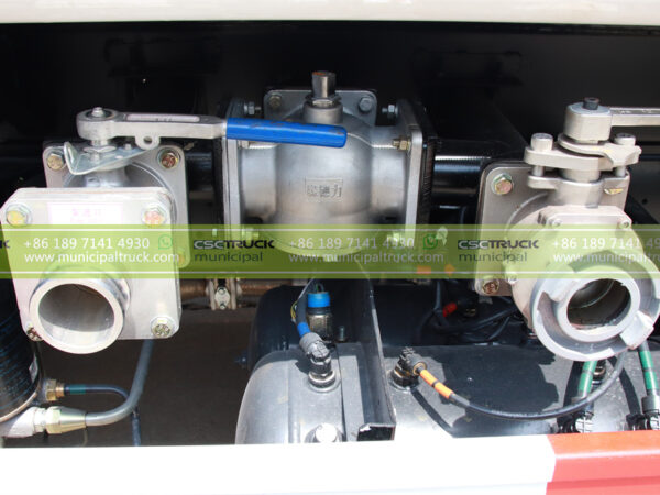 ISUZU 8,000L Water Sprinkler Truck Details