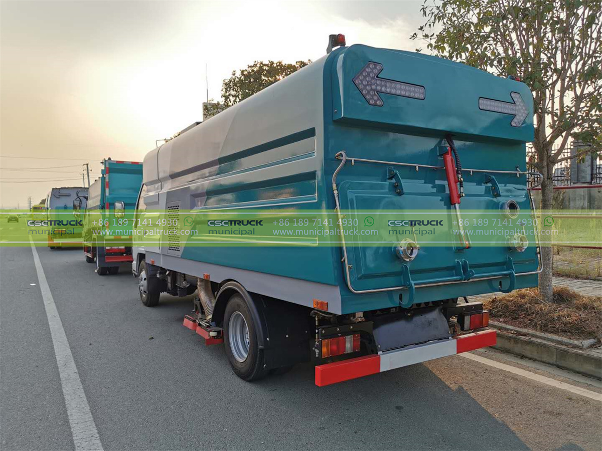ISUZU Vacuum Clean Sweeper Truck Left Back ISUZU Vacuum Clean Sweeper Truck Left Back