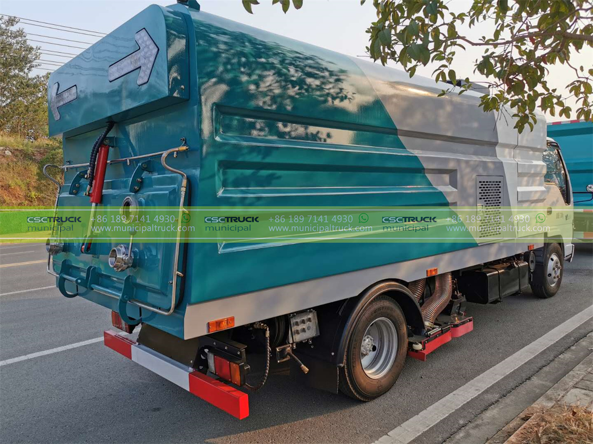 ISUZU Vacuum Clean Sweeper Truck Right Back ISUZU Vacuum Clean Sweeper Truck Right Back