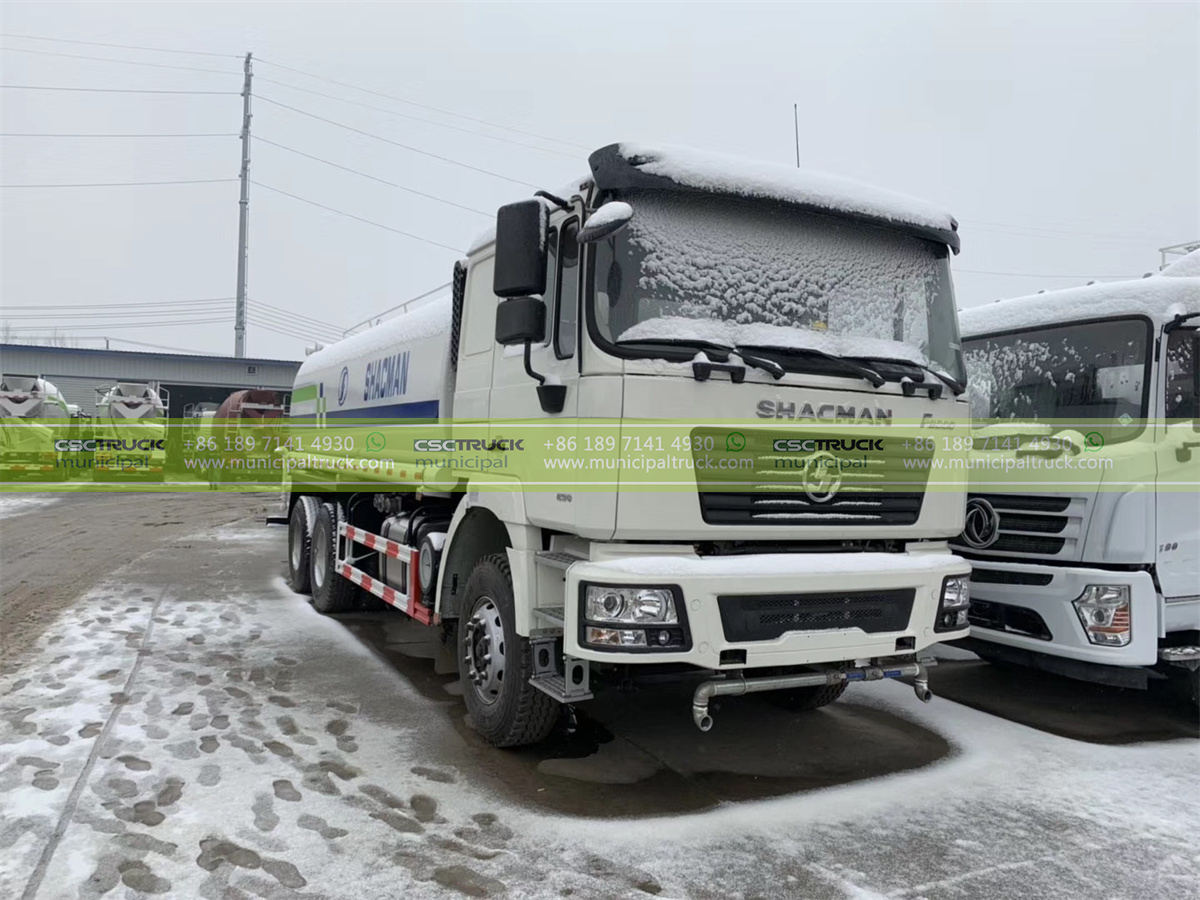 SHACMAN 18,000L Water Tanker Truck Head SHACMAN 18,000L Water Tanker Truck Head