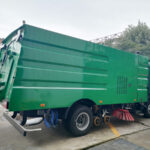 Waterless Sweeper Trucks Cut Dust in Arid UAE Regions SHACMAN 5CBM Street Sweeper Truck Tank