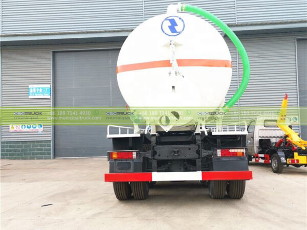 SHACMAN Septic Tank Vacuum Truck Back