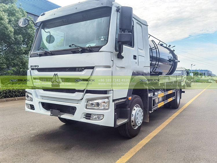 SINOTRUK 10,000L Vacuum Sewage Tanker Truck Head SINOTRUK 10,000L Vacuum Sewage Tanker Truck Head