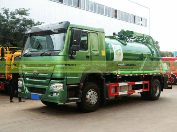 SINOTRUK 12,000L Combined Sewer Jetting Truck Left