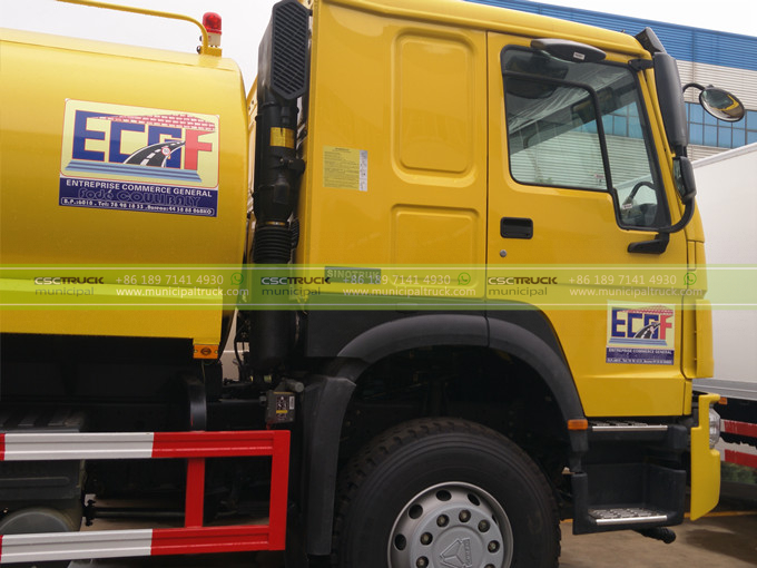 SINOTRUK 18,000L Water Bowser Truck Head SINOTRUK 18,000L Water Bowser Truck Head