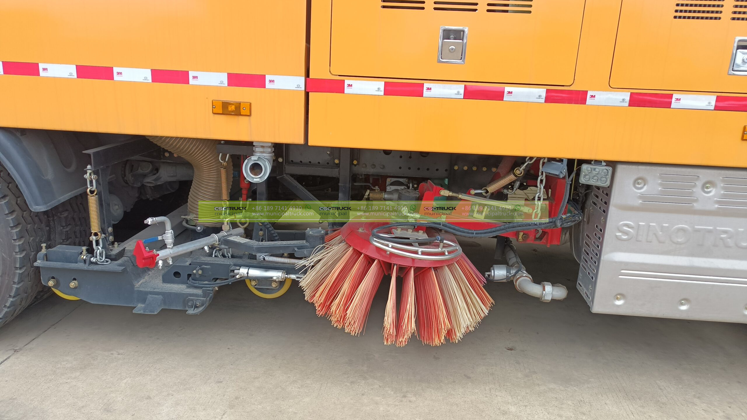 SINOTRUK 20CBM Road Sweeper Truck Accesories SINOTRUK 20CBM Road Sweeper Truck Accesories