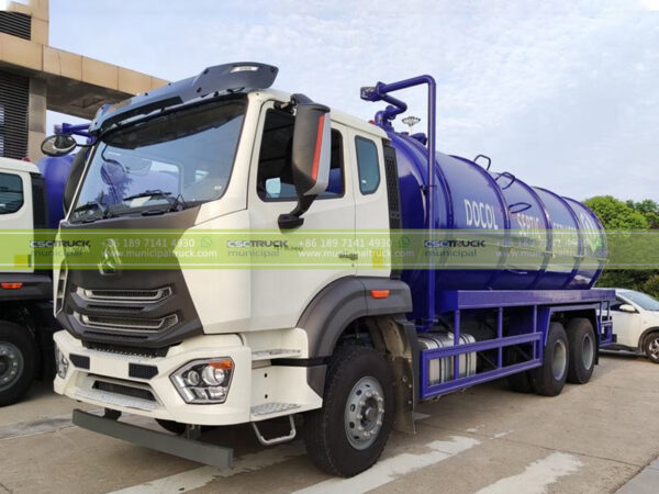 SINOTRUK 20CBM Septic Pump Truck Head