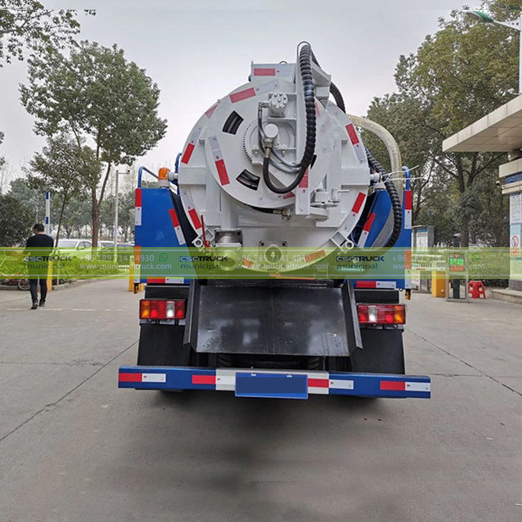 SINOTRUK 5,000L Sewer Cleaning Truck Back SINOTRUK 5,000L Sewer Cleaning Truck Back