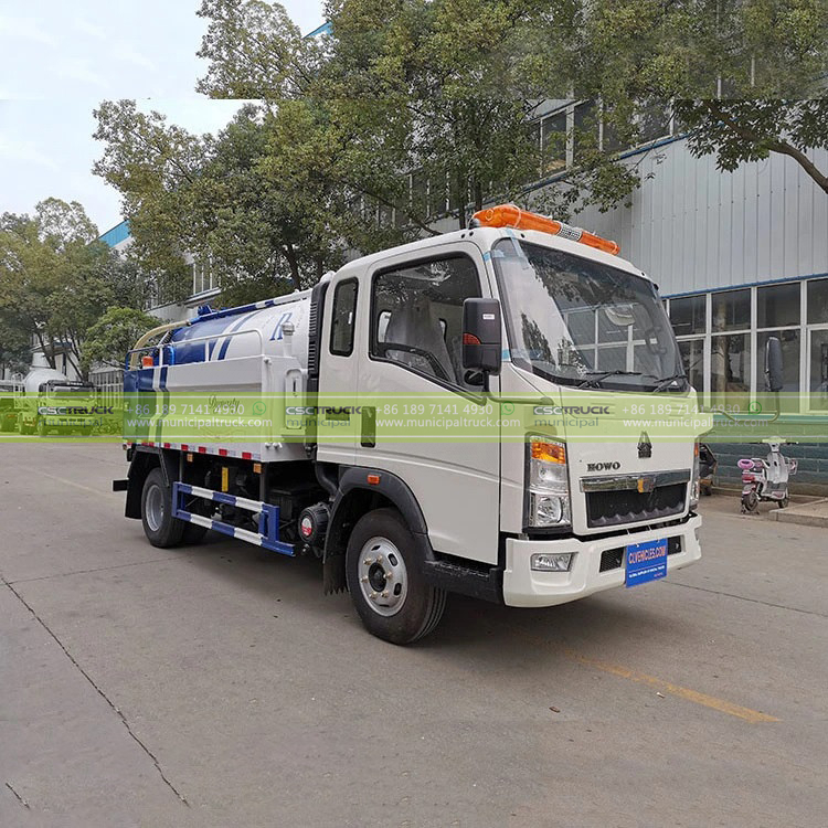 SINOTRUK 5,000L Sewer Cleaning Truck SINOTRUK 5,000L Sewer Cleaning Truck