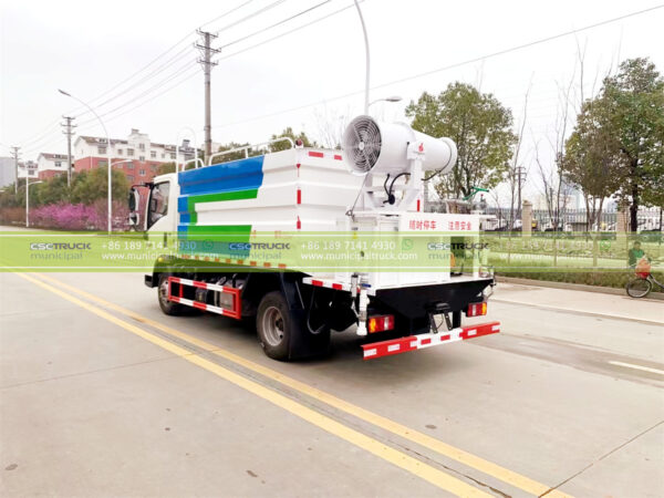 SINOTRUK 5CBM Dust Control Truck Back Side