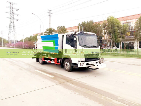 SINOTRUK 5CBM Dust Control Truck Right Far