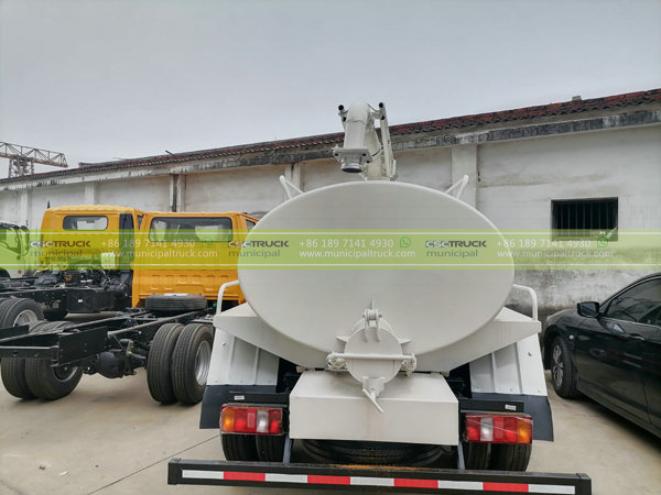 SINOTRUK 5CBM Fecal Suction Truck Back Tank SINOTRUK 5CBM Fecal Suction Truck Back Tank