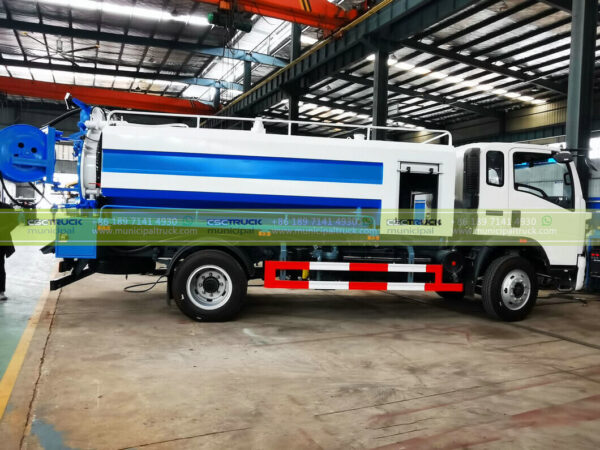 SINOTRUK 6,000L Combined Jetting Sucker Truck Body