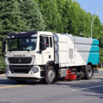 SINOTRUK Road Flushing Sweeper Truck SINOTRUK Road Flushing Sweeper Truck