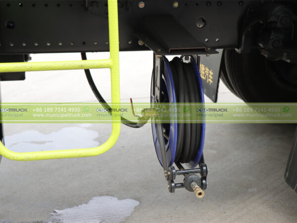 DONGFENG 16CBM Dust Control Spray Truck Tube