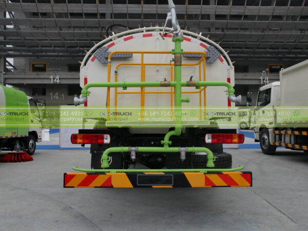 FOTON Water Jet Cleaning Truck Back