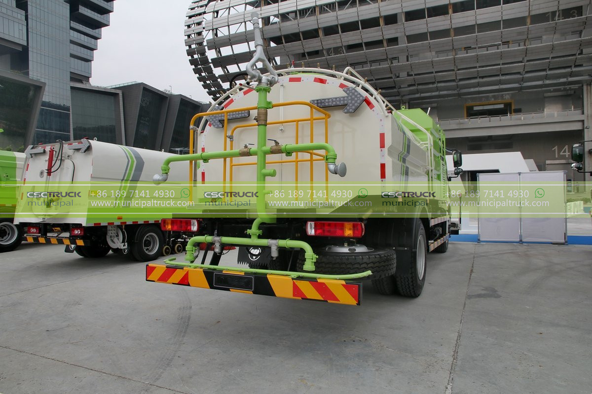 FOTON Water Jet Cleaning Truck Back Far FOTON Water Jet Cleaning Truck Back Far