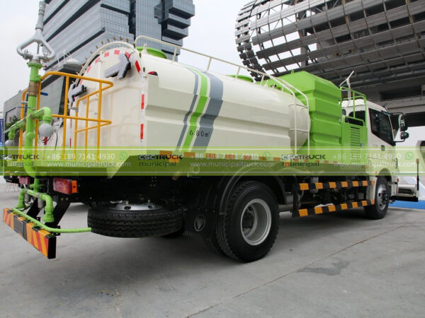 FOTON Water Jet Cleaning Truck Right