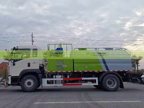 SINOTRUK 10,000L Water Jet Cleaner Tank