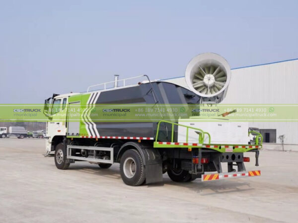 SINOTRUK 16,000L Water Mist Tank Truck Mist Tube