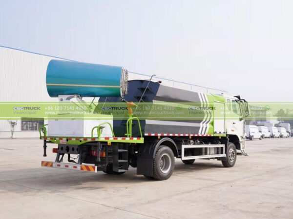 SINOTRUK 16,000L Water Mist Tank Truck Side View