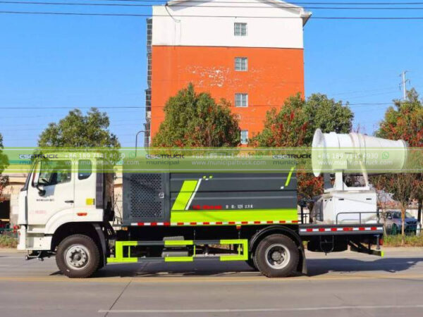 SINOTRUK Fog Cannon Spray Truck Tank