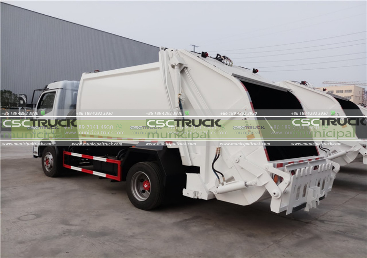 compactor garbage truck back