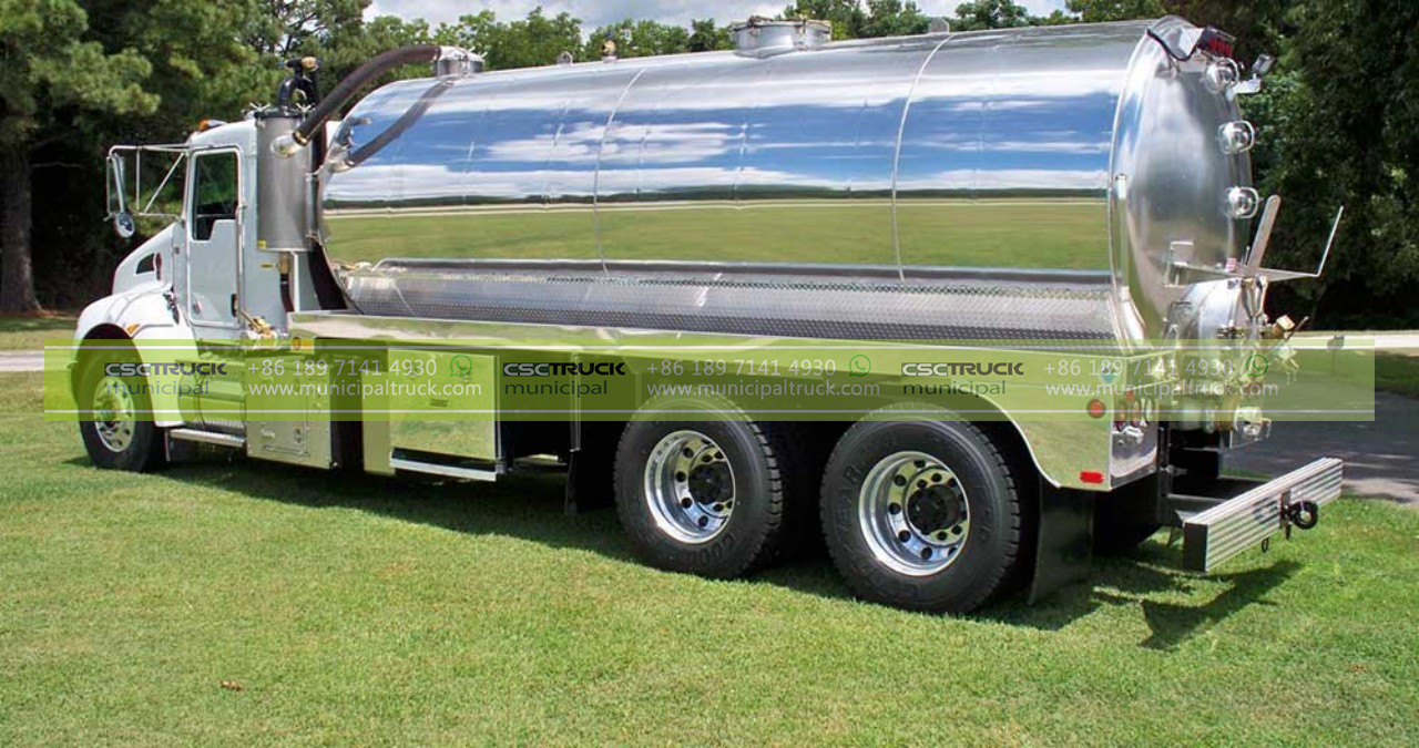 Sewage truck (2)