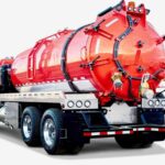 The Vital Role of Water Sprinkler Trucks in Modern Landscaping Sewage truck (5)