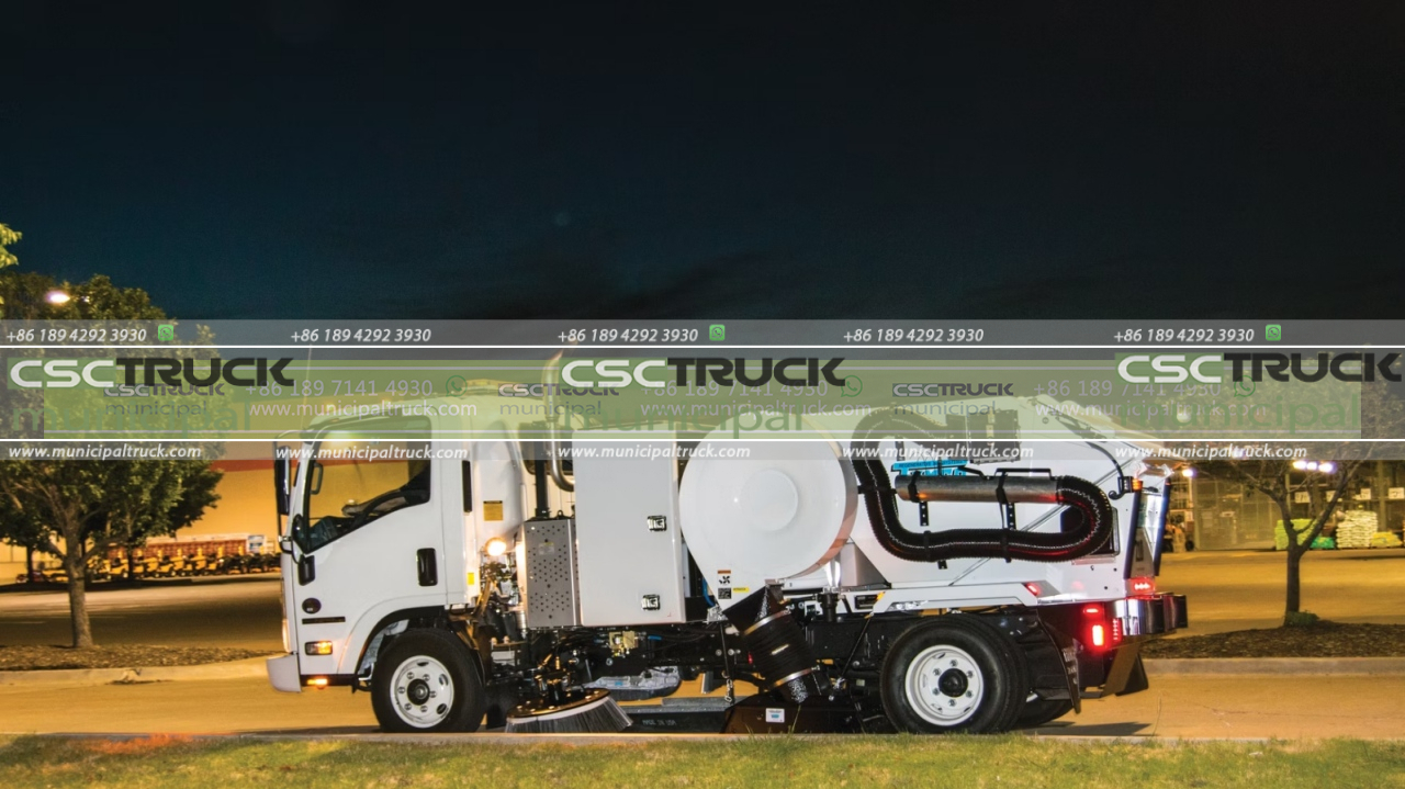 Sweeper Truck Stay Mindful of Environmental Impact