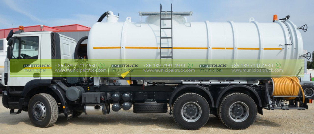Vacuum Sewage Truck
