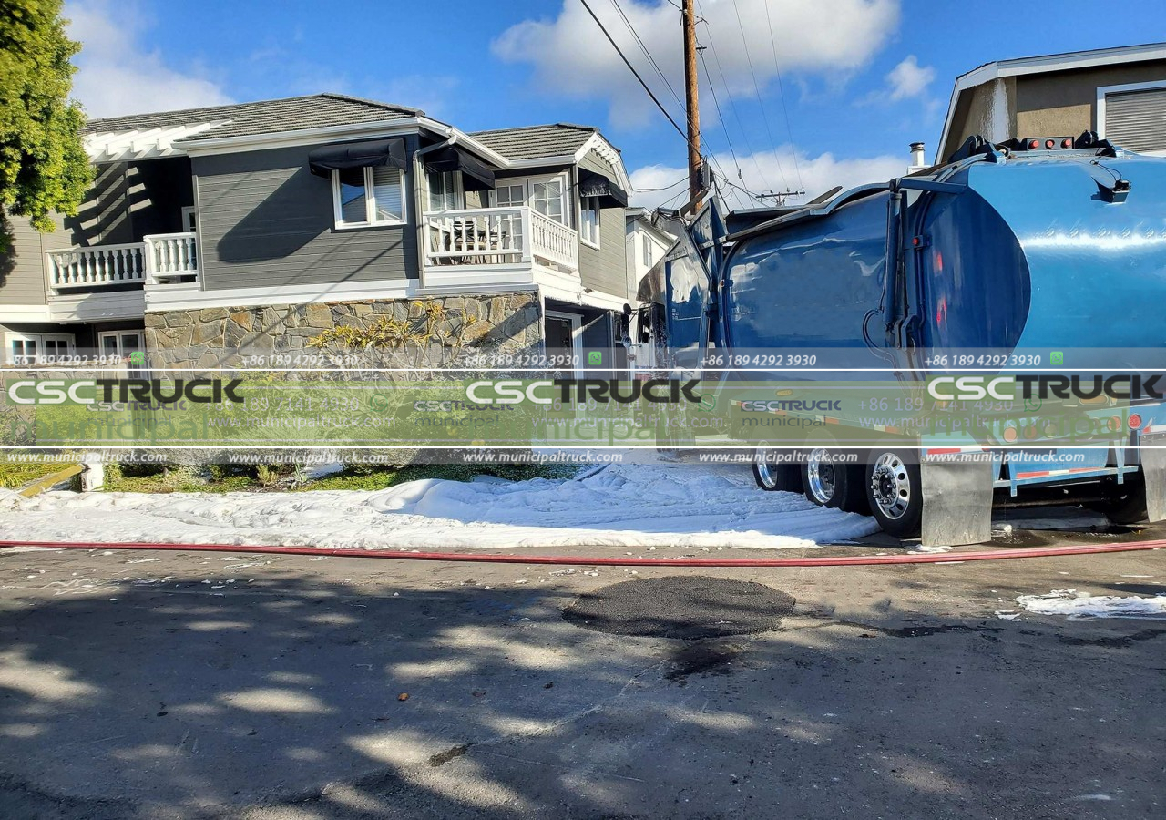 clean road with garbage truck