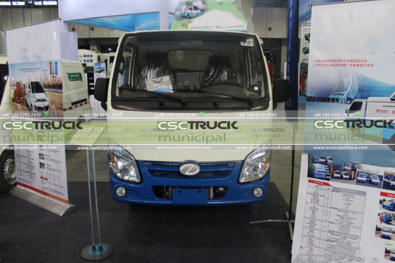 garbage truck front (2)