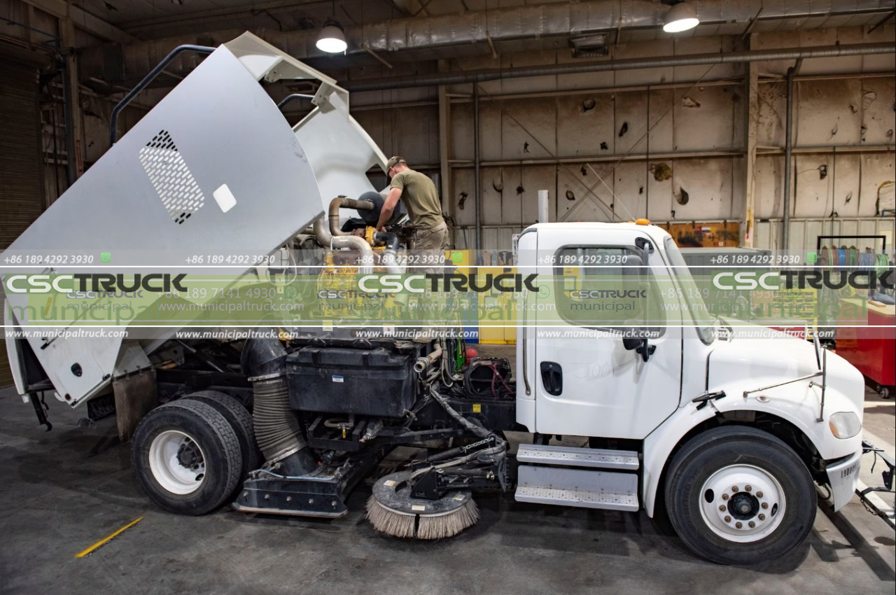 regular sweeper truck maintenance.jpg