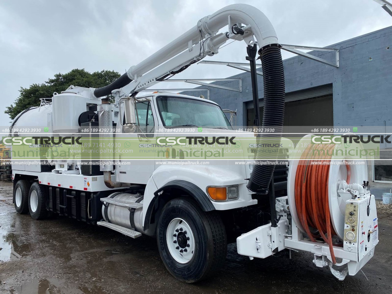 Vacuum sewer truck (6)