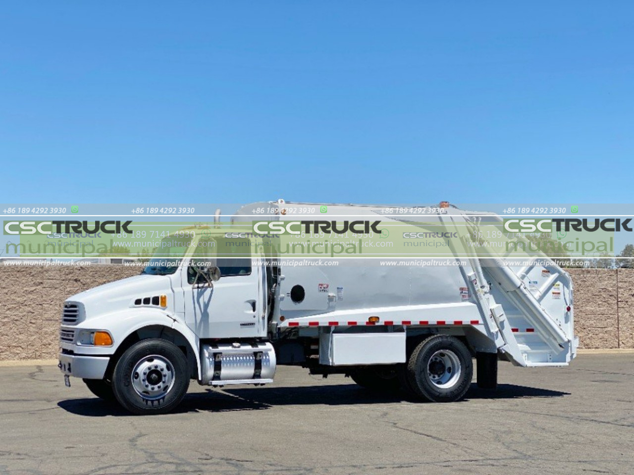 rear loader garbage truck (3)