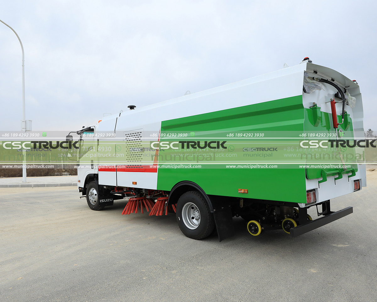 ISUZU Street Sweeper Truck Back ISUZU Street Sweeper Truck Back