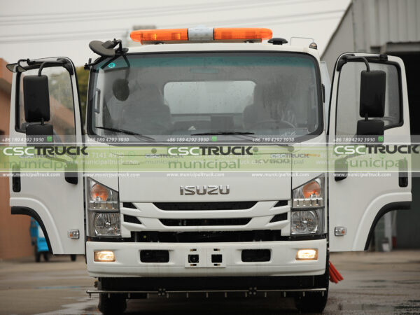 ISUZU Street Sweeper Truck Tractor
