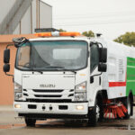 Street Sweeper Trucks: A Closer Look at Road Cleaning Equipment ISUZU Street Sweeper Truck Very Front