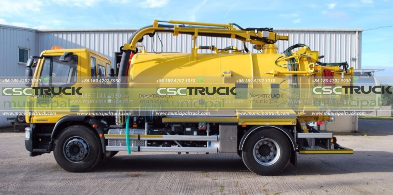 sludge collector truck