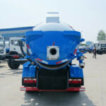 Pressure and Efficiency: How the Water Jetting Truck Cleans Sewer Lines DFAC 10 CBM Sewage Jetting Truck Back