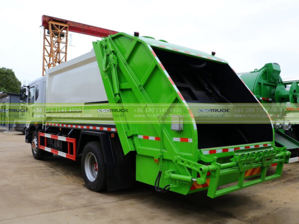 DONGFENG 18T Compactor Garbage Truck Back Details